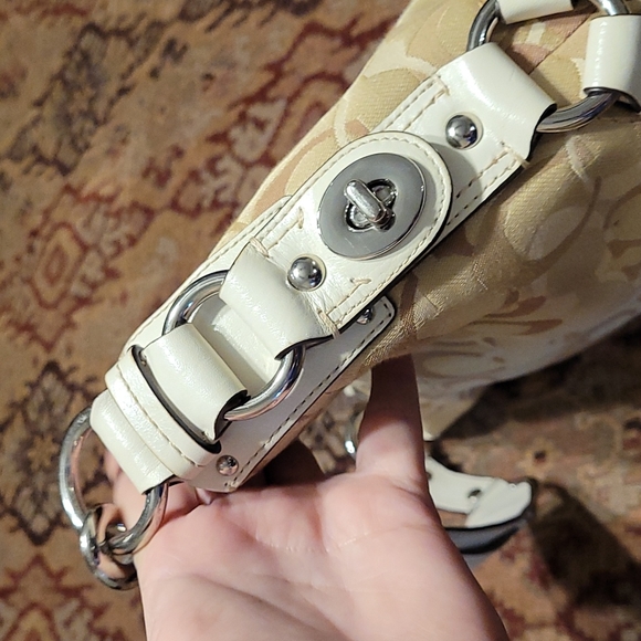 Coach purse - Picture 6 of 7